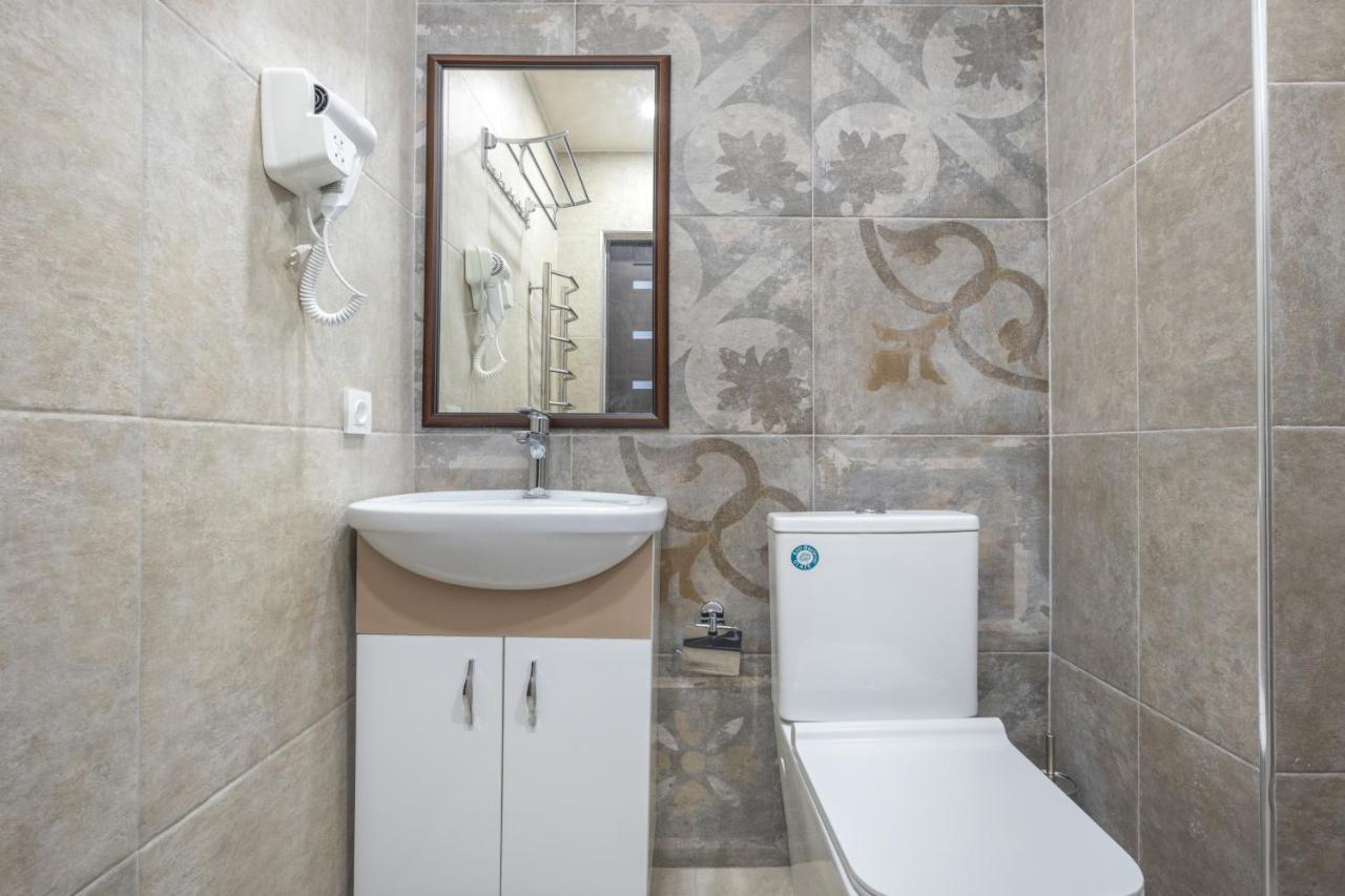 Hotel Armeni Erivan Dış mekan fotoğraf